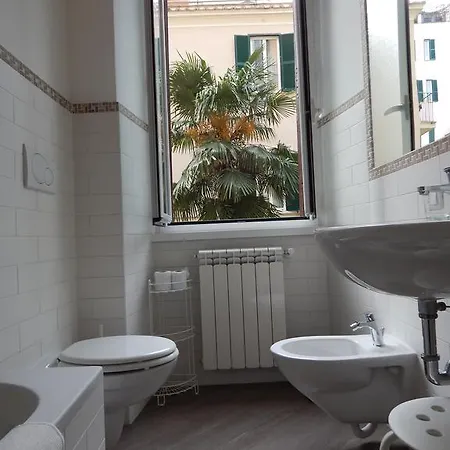 Red Flat In * Rome